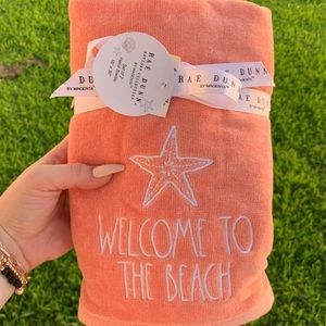 Rae Dunn coral beach hand towels